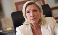 Marine Le Pen, condamnată la un an de arest la domiciliu, cu brățară electronică și interdicție de a ocupa funcții publice timp de 15 luni