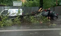 Bucureștiul, sub alertă după furtuna istorică. Urmează un nou cod portocaliu de vijelii