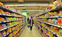 Alimentele s-ar putea scumpi puternic în 2026. Grâul, fructele, legumele și lactatele, cele mai expuse
