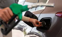 Carburanții s-au scumpit din nou în România. Cât economisesc șoferii dacă alimentează în Bulgaria sau Ungaria
