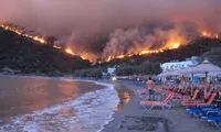 Incendiile din Grecia: MAE monitorizează situația. Nu sunt români confirmați printre persoanele afectate