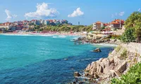 Schimbare importantă pe litoralul Bulgariei. Burgas instalează rampe electrice pentru accesul persoanelor cu mobilitate redusă la mare