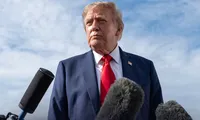 Un judecător federal american a ordonat restabilirea accesului la Casa Albă pentru jurnaliștii de la CNN, MS NOW și Politico