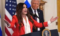 Scandalul care o urmărește pe Kimberly Guilfoyle: Președintele Greciei refuză să-i acorde ceremonia de rămas-bun după demisia din funcția de ambasador al SUA