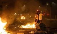 Protestele din Franța, ținta unui val de dezinformare online. Imagini vechi și videoclipuri generate cu AI, prezentate drept dovezi ale violențelor recente