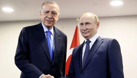 Exclusiv. Recep Tayyip Erdogan, salvat de la moarte de Vladimir Putin în timpul loviturii de stat din 2016