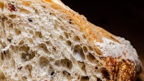 Cum faci să nu mai risipești pâinea. Cel mai bun truc, dezvăluit de un brutar