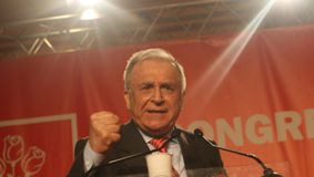 Sloganurile decisive la alegeri. Cum a devenit președinte Iliescu