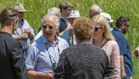 Presa britanică, despre vizita regelui Charles: Se putea relaxa oriunde, dar a ales un sat prăfuit din România