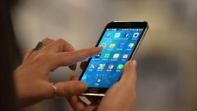 Ce se întâmplă când te suni pe propriul număr de telefon. Trucul neștiut de mulți