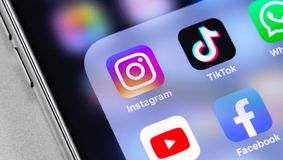 Decizie radicală luată de Mark Zuckerberg. Toți utilizatorii Facebook și Instagram sunt afectați de noile schimbări