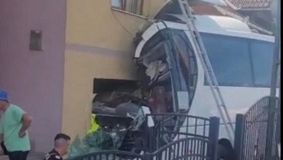 Cum s-a produs accidentul motal din Maramureș.  Autocar cu 51 de pasageri: un mort și mai mulți răniți - A fost activat Planul Roșu de intervenție