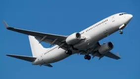 Un pasager a murit la bordul unui avion - Aeronava a aterizat de urgență pe Aeroportul Otopeni