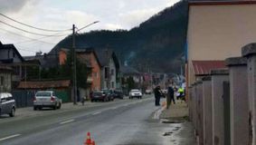 Un bărbat din Sângeorz-Băi a vrut să curme viața soției sale, după care, și-a pus capăt zilelor, într-o magazie. Femeia a ajuns, cu ultimele puteri, la o stație de pompieri
