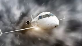 Cu ce viteză zboară un avion de pasageri. Câți kilometri pe oră poate atinge, de fapt