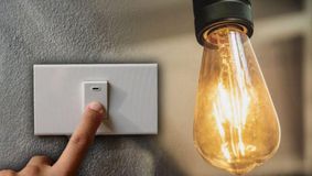 Se STINGE LUMINA în toată România! Anunțul de ULTIMĂ ORĂ, cetățenii au fost avertizați