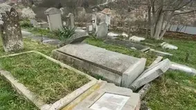 Descoperire terifiantă într-un cimitir evanghelic din România! Preot: „Ce oameni fără frică de Dumnezeu ar putea face așa ceva!”