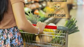 Alimentele de care nu știai că au pesticide. Mare atenție când le consumi, ce s-a descoperit