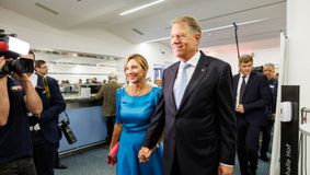 Carmen Iohannis nu s-a alăturat profesorilor intrați în grevă generală. Cum face aceasta cursuri cu elevii