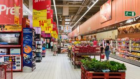 Programul magazinelor de Rusalii 2023. Orarul marilor centre comerciale pe 4-5 iunie