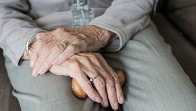 Anunț important de la Casa de Pensii: Pensionarii pot ridica biletele pentru tratamentul balnear