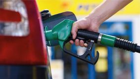 Șoferii se lovesc de noi prețuri pentru benzină și motorină!