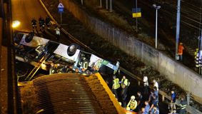 „Tragedie de proporții uriașe” în Italia, după ce un autocar cu turiști a căzut de pe un pod! Cumplitul accident a făcut multiple victime