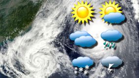 Vremea o ia razna! Europa, lovită de un ciclon care se apropie și de România 😲 Alerte de ninsori, vânt și ploi