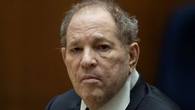 Condamnarea lui Harvey Weinstein pentru viol din 2020 a fost anulată de instanța supremă din New York
