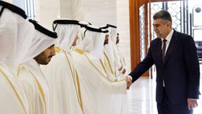 Gafă remarcabilă a premierului Marcel Ciolacu în timpul vizitei oficiale în Qatar