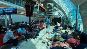 Cetățeni români blocați în Aeroportul Internațional Dubai din cauza inundațiilor