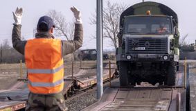 România facilitează tranzitul de echipamente donate Ucrainei de Estonia și instruirea militarilor ucraineni