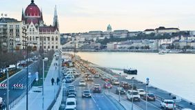 Ungaria, țara care susține tinerii angajați: statul acoperă costurile pentru chirie și transport