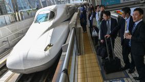 Un șarpe mic provoacă întârzierea rară a unui tren Shinkansen în Japonia