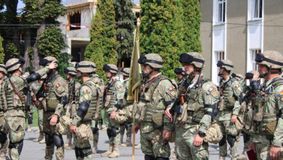 Armata OBLIGATORIE în România? ANUNȚUL lui Iohannis! AVERTISMENT cutremurător privind RĂZBOIUL în Europa