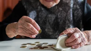 Crește vârsta de pensionare chiar de azi, 1 iulie 2025. Lovitură dură pentru această categorie de seniori