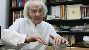 Societatea Română de Chirugie Cardiovasculară a transmis, din greşeală, că Leon Dănăilă a murit. Neurochirugul a comentat cu umor ştirea despre propria „moarte”