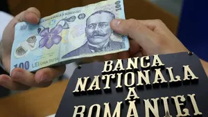 Anunţ important de la BNR pentru toţi românii cu valută „la ciorap”. Când va trece euro de pragul de 5 lei