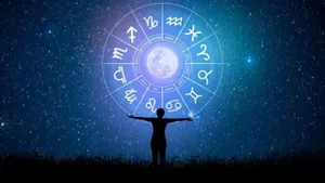 Trei zodii au triplu noroc la finalul lunii martie. Nativii au parte de iubire adevărată și câștigă o tonă de bani
