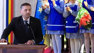 Noul an şcolar 2025-2026 începe mai devreme. Când se reiau cursurile, când sunt programate vacanţele