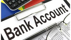 Statul impozitează banii românilor din bănci. De la ce sumă îţi dispar 16% din conturi