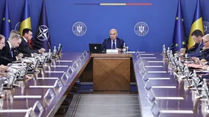 Guvernul a aprobat parțial pachetul 2 de măsuri fiscale. Legea pensiilor magistraților prevede pensionare la 65 de ani și pensie de 70% din ultimul salariu. Concedierile din primării, scoase de pe ordinea de zi. Se rediscută în coaliție