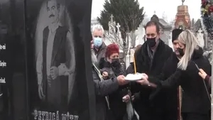 Imagini de la parastasul lui Petrică Mîţu Stoian. Peste 100 de persoane s-au strâns să-l comemoreze pe regretatul artist. Marea absentă, Niculina Stoican. VIDEO