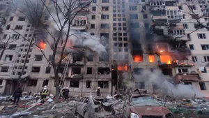 Război în Ucraina, ziua a 19-a. Bombele au lovit un bloc-turn din Kiev VIDEO