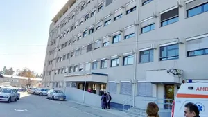 Actori ajunşi la spital după deratizare într-un hotel din Râmnicu Vâlcea