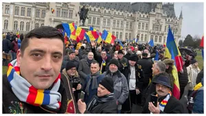 George Simion scoate oamenii în stradă, la Iași. Miting de amploare cu sute de persoane, chiar în ziua Micii Uniri: ”Suntem la Iași pentru a spune că țara este una în ciuda derbedeilor care au uitat”