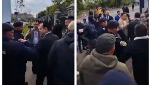 VIDEO Ludovic Orban, agresat la porțile Parlamentului de protestatarii AUR: ”Am fost scuipat, înjurat, lovit