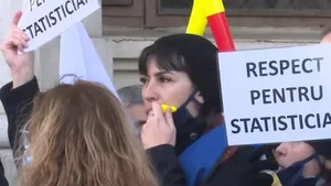 Sindicaliştii din Institutul Naţional de Statistică pichetează joi Parlamentul şi sediul INS nemulțumiți de salarii