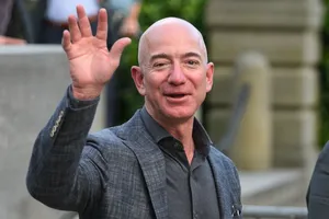 Jeff Bezos: Inteligența artificială nu va înlocui oamenii, ci ar putea crea chiar deficit de forță de muncă