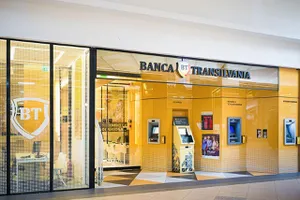 Banca Transilvania, anunț oficial de ultim moment! Ce trebuie să știe clienții care scot sau pun bani pe card